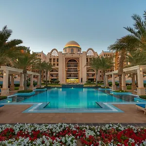 Amazing Beachfront Apartments Near Atlantis Waterpark By Simply Comfort شقة