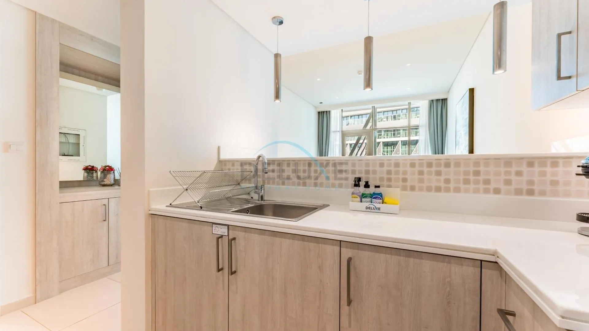 1Br Near Atlantis & Nakheel Mall, Steps From Palm Viewing Deck, Seven Hotel & Apartment, Palm Jumeirah By Deluxe Holiday Homes Dubaj
